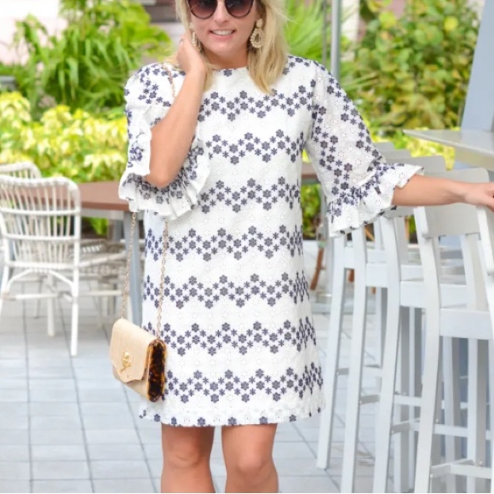 Vineyard Vines Eyelet Ruffle Greenwich Dress